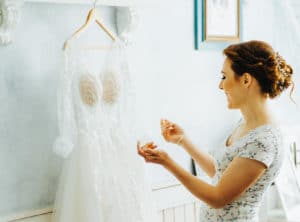 Ako si vybrať svadobné šaty