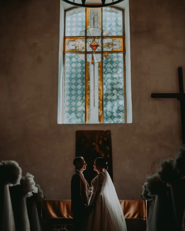 Fotiť v kaplnke z 13. storočia na zámku Grand Vígľaš má svoje…